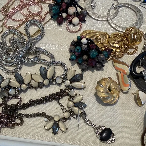 Elegant Orange and Gold Pendant Necklace Bundle Craft Reseller #166 - Picture 7 of 10